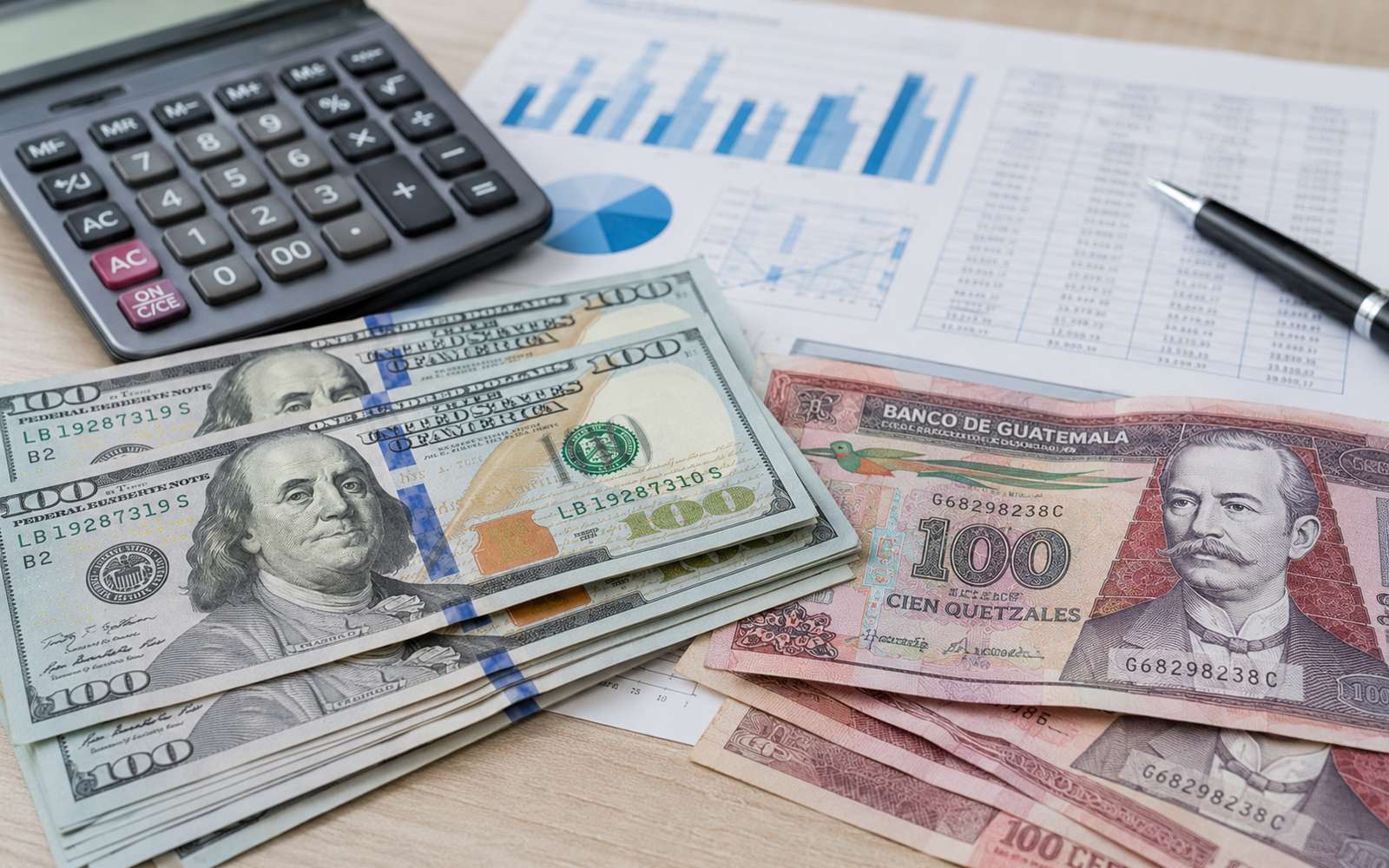 Dólar vs. quetzal en 2026: qué vigilar si tu empresa importa o exporta